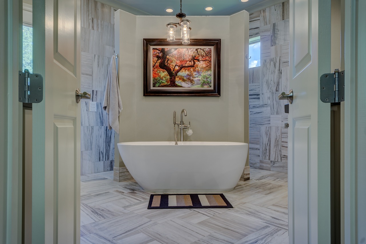 How to Optimize Space in a Small Bathroom